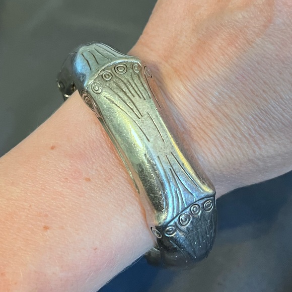 John Hardy Bamboo Kick Back Bracelet - Picture 1 of 5